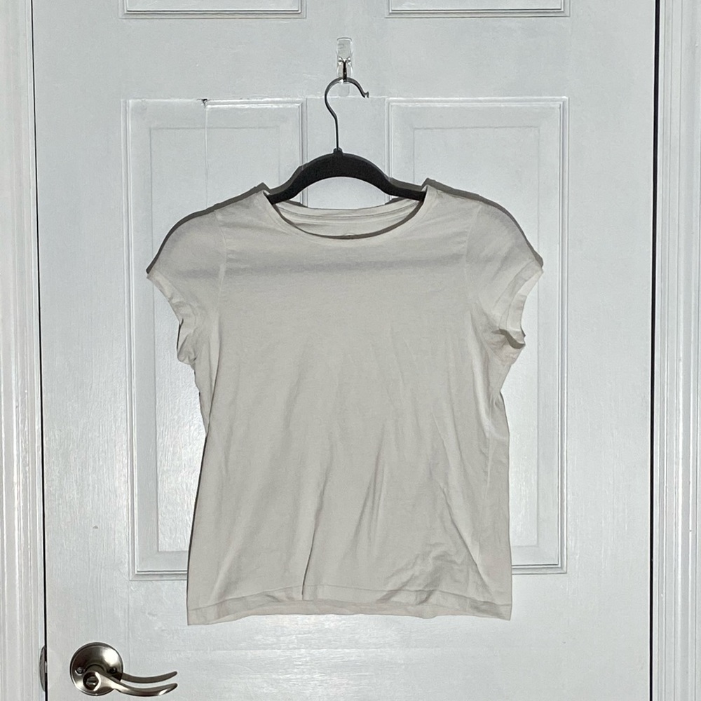 Faded Glory White t-shirt